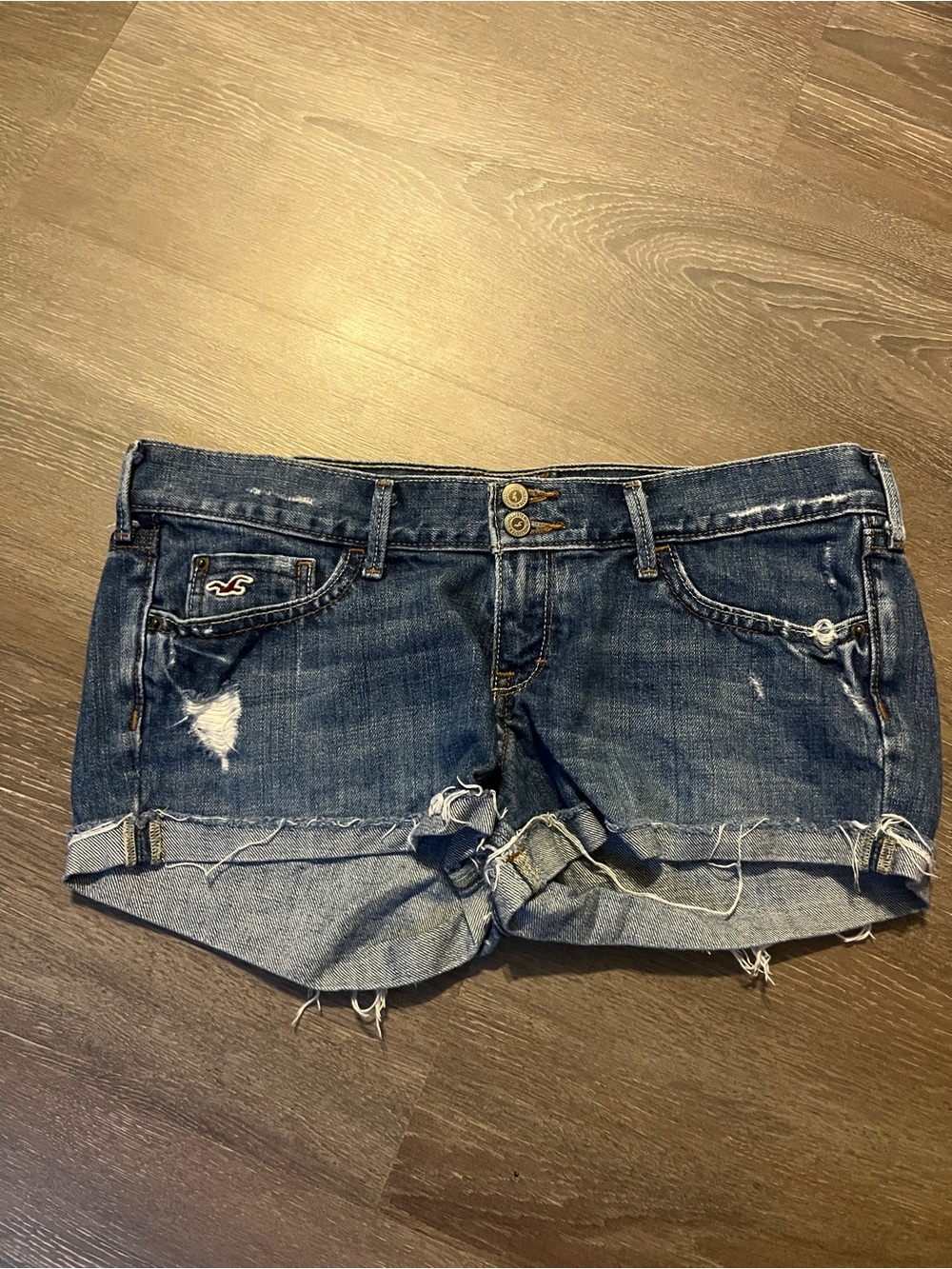 Hollister Distressed Denim Cut-off Shorts size 5